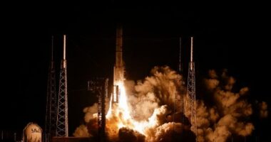 E para që nga ‘Apollo 17’, niset me sukses drejt hënës raketa “Vulcan”