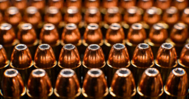 Qeveria polake dëshiron të rrisë prodhimin e municioneve dhe pajisjeve ushtarake