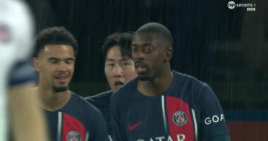 VIDEO/ Aksion model i &ldquo;Parisien&euml;ve&rdquo;, PSG nis fest&euml;n n&euml; p&euml;rballjen e Superkup&euml;s
