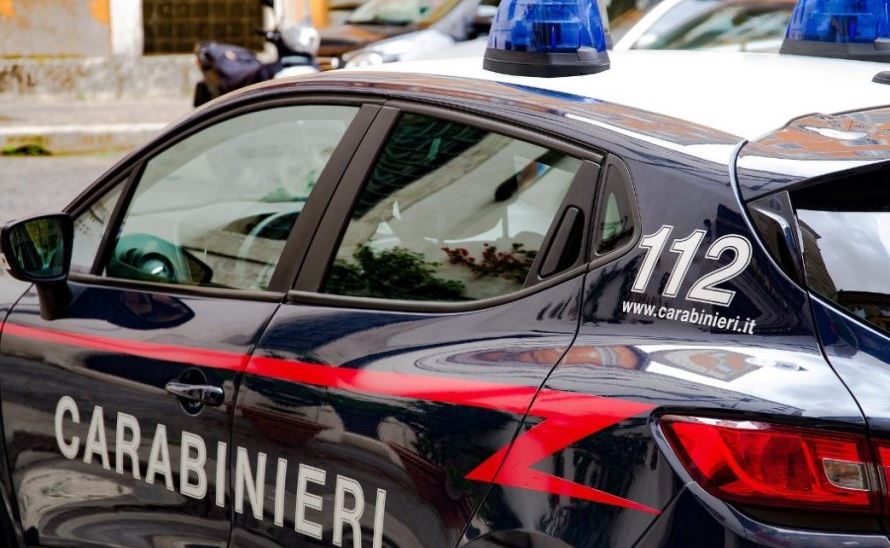 E rëndë në Itali, shqiptari gjendet i varur në një pemë