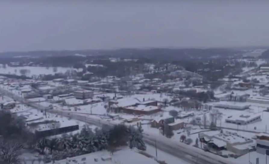 SHBA përfshihet nga moti i keq, 50 viktima deri më tani