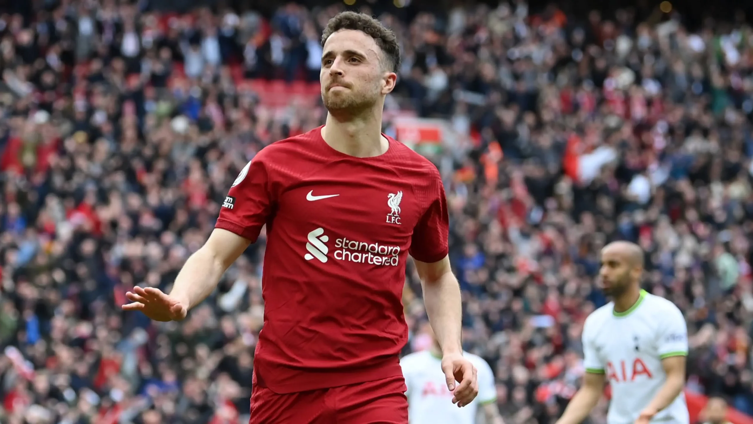 Liverpool tërheq fanellën me numrin 20 në nder të Diogo Jota