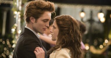 15 vjet pas premierës, Kristen Stewart: “Twilight” është një film me prirje homoseksuale