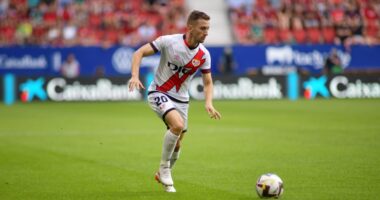 Balliu asist p&euml;r fitoren, mbrojt&euml;si &ldquo;Kuqezi&rdquo; shk&euml;lqen n&euml; suksesin n&euml; La Liga