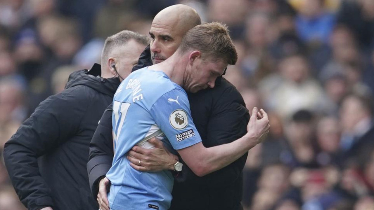 Guardiola i lumtur për rikthimin e De Bruyne: Jemi jazhtëzakonisht të kënaqur, Kevin është i rëndësishëm për ne