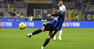 Sensi pranë “aventurës” angleze, mesfushori i Inter kërkohet nga “Dhelprat” e Championship
