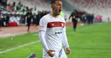 Manaj konfirmon formën, sulmuesi nuk ndalet, shënon dy gola të tjerë me Sivasspor