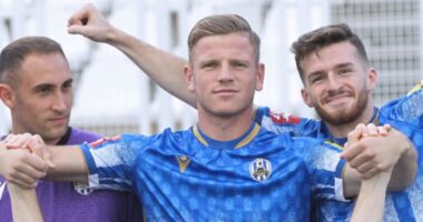 Enis Çokaj kthehet në Kroaci, “fantazisti” shqiptar huazet në HNL, tek Osijek