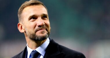 Ndër më të mirët e brezit të tij, Shevchenko shpallet President i Federatës Ukrainase të Futbollit