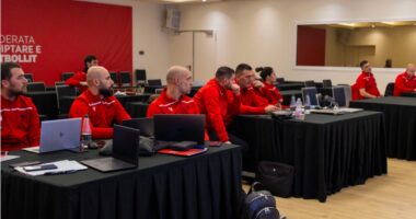 UEFA PRO/ Zabaleta si kursant: Roli i trajnerit &euml;sht&euml; kompleks, nga FSHF dalim t&euml; mir&euml;p&euml;rgatitur