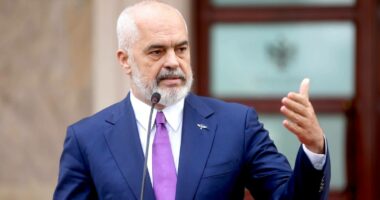 Rama ndan fotot: Lagja &ldquo;Rilindja&rdquo; n&euml; Spitall&euml; drejt p&euml;rfundimit me 996 apartamente