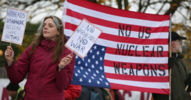 “Kërcënimi nga Rusia”/ The Telegraph: SHBA do të vendosë armë bërthamore në Britani! Tre herë më të fuqishme se bomba atomike e Hiroshimës