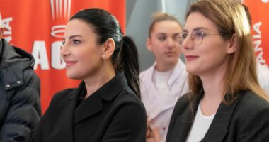 Balluku e Muzhaqi në panairin e arsimit dhe punës në Dibër: Mundësi për rritje profesionale dhe punësim për të rinjtë