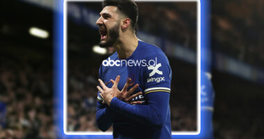 E ardhmja e tij nj&euml; udh&euml;kryq, kat&euml;r klube angleze monitorojn&euml; Armando Broj&euml;n