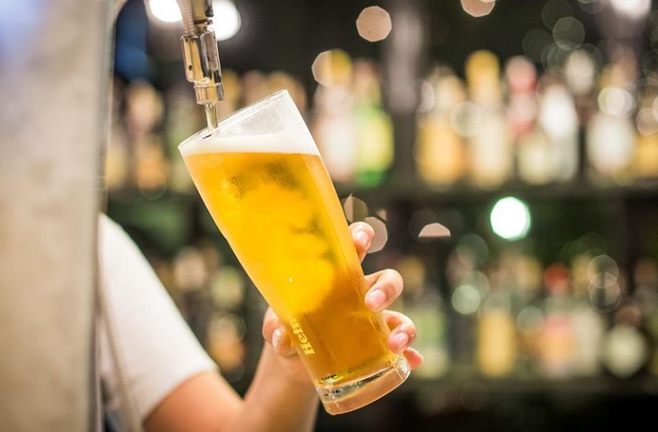 U konsiderua si “puna më e mirë në botë”, kompania e birrës nuk po gjen një person që plotëson kërkesat