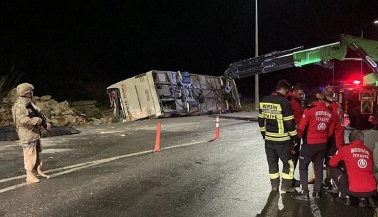 Aksident tragjik në Turqi/ Autobusi del nga rruga dhe përmbyset, 9 të vdekur dhe 30 të plagosur