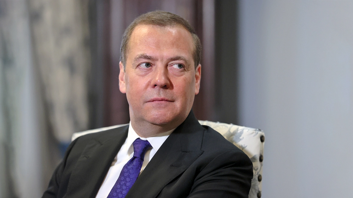 Medvedev kërcënon sërish Ukrainën me armë bërthamore