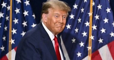 Triumfi i Trump në Iowa, çfarë do të thotë kjo për rivalët e tij