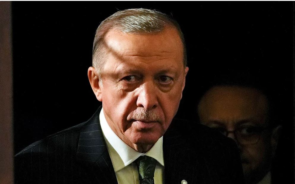 Erdogan refuzon samitin e Davos, shkak lufta Izrael-Hamas