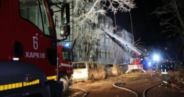 VIDEO/ Rusia nuk ndal sulmet, 17 të plagosur në Kharkiv