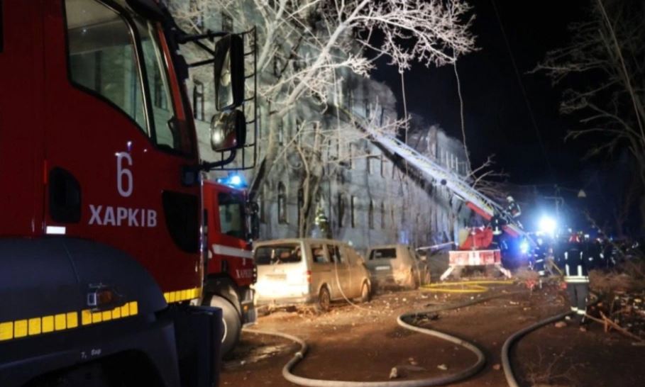 VIDEO/ Rusia nuk ndal sulmet, 17 të plagosur në Kharkiv