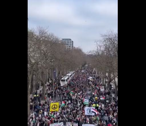 VIDEO/Mijëra qytetarë marshojnë në Londër, thirrje për armëpushim në Gaza