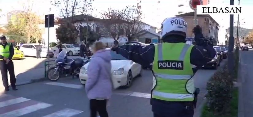 Rrugorja me “dorë të hekurt” në Elbasan/ 27 shofer të arrestuar  dhe mbi 7 mijë gjoba në janar