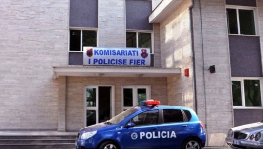 Grabitje, dhunë në familje dhe automjete kontrabandë, një i arrestuar dhe katër të proceduar në Fier