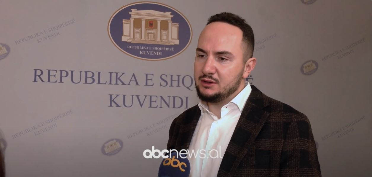 “Ndal flakadanëve në Kuvend”, Salianji: Të radikalizojmë qëndrimin ose forma të tjera, të bashkohemi në diversitet