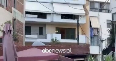 Po pinte cigare kur u qëllua me snajper, pistat që po heton policia për atentatin ndaj 23-vjeçarit në Vlorë