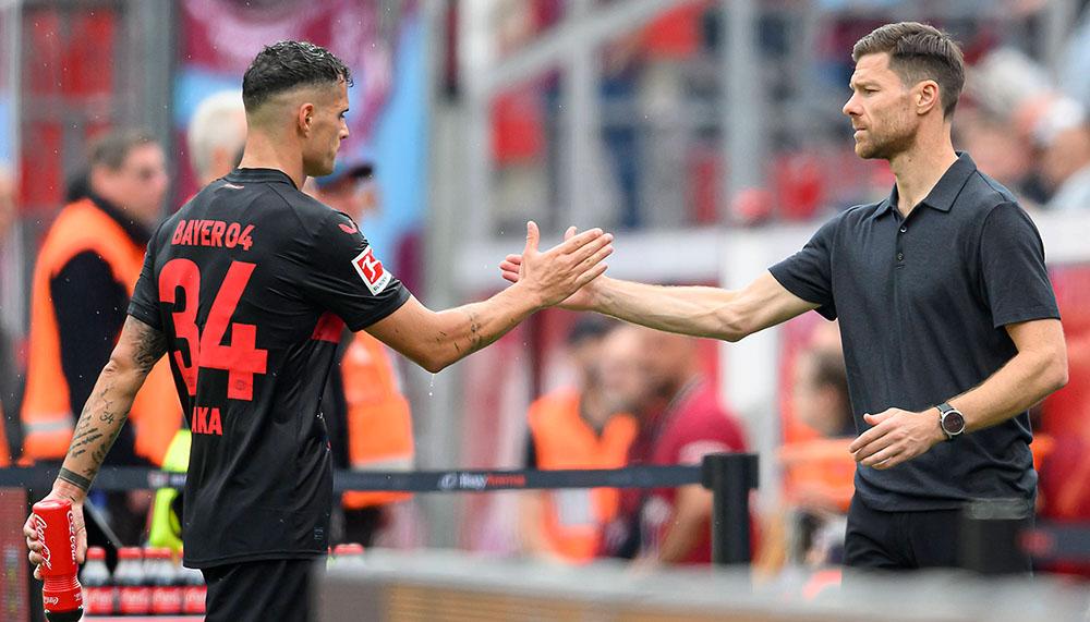 Leverkusen, Granit Xhaka: Xabi Alonso vrapon më shumë se ne në stërvitje