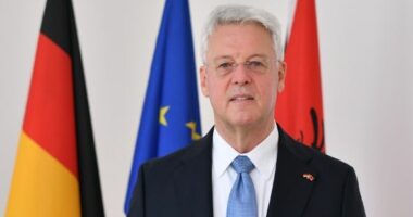 Nisja e sesionit parlamentar/ Ambasadori gjerman: Parlamenti të jetë një forum ku diskutohen ide të ndryshme politike në mënyrë konstruktive