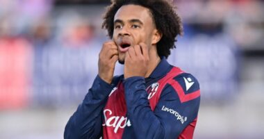 Milan dhe Juventus “kokë më kokë” për Zirkzee, Bologna nuk pranon “sconto”
