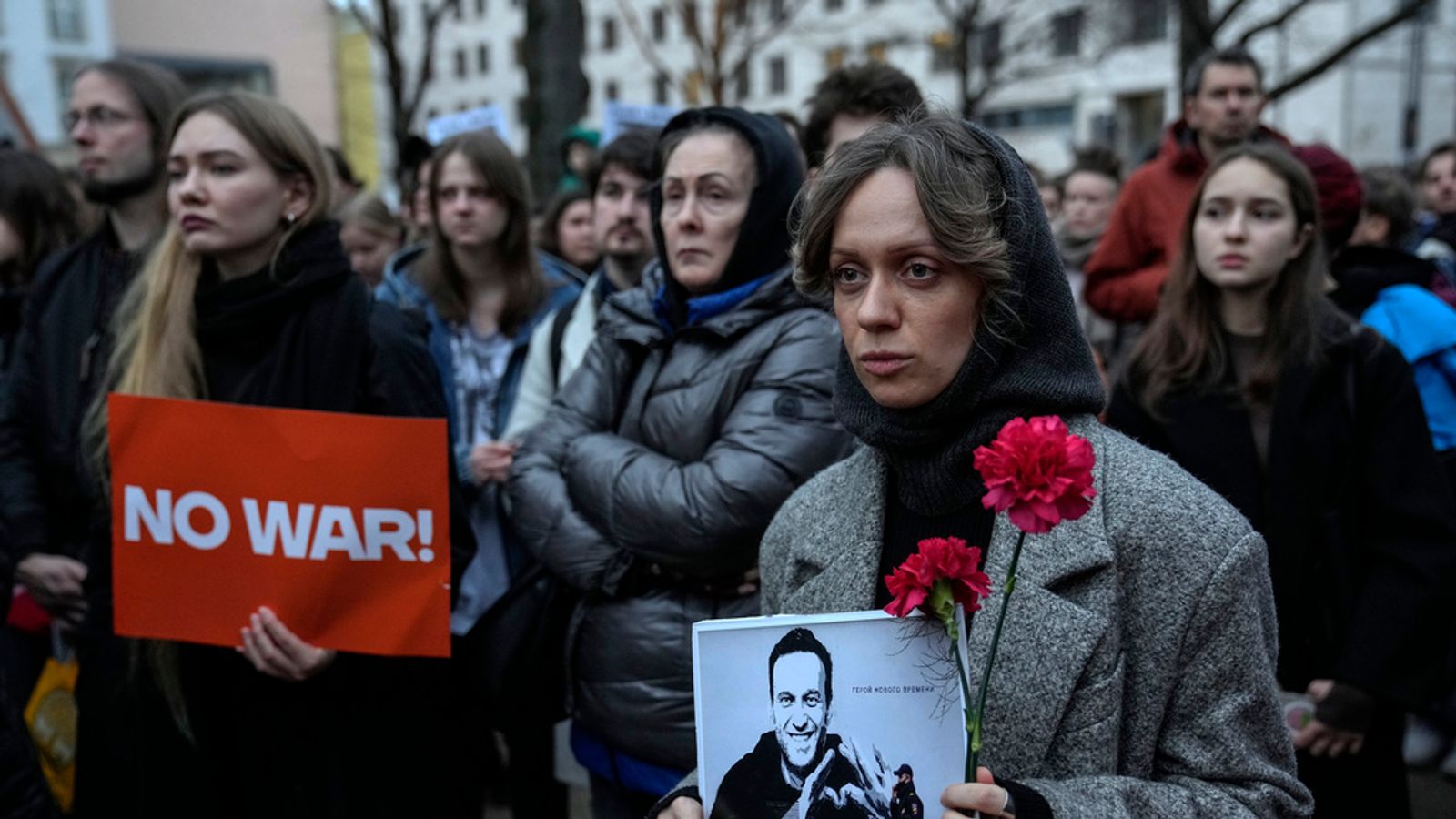 Protesta dhe homazhe në kujtim të Navalny në Europë, rreth 100 të arrestuar në Rusi