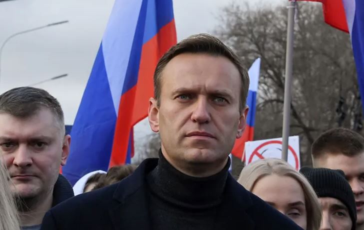 Kremlini mohon akuzat se Navalny është helmuar