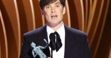 Cillian Murphy triumfon sërish, dominon çmimet SAG Awards