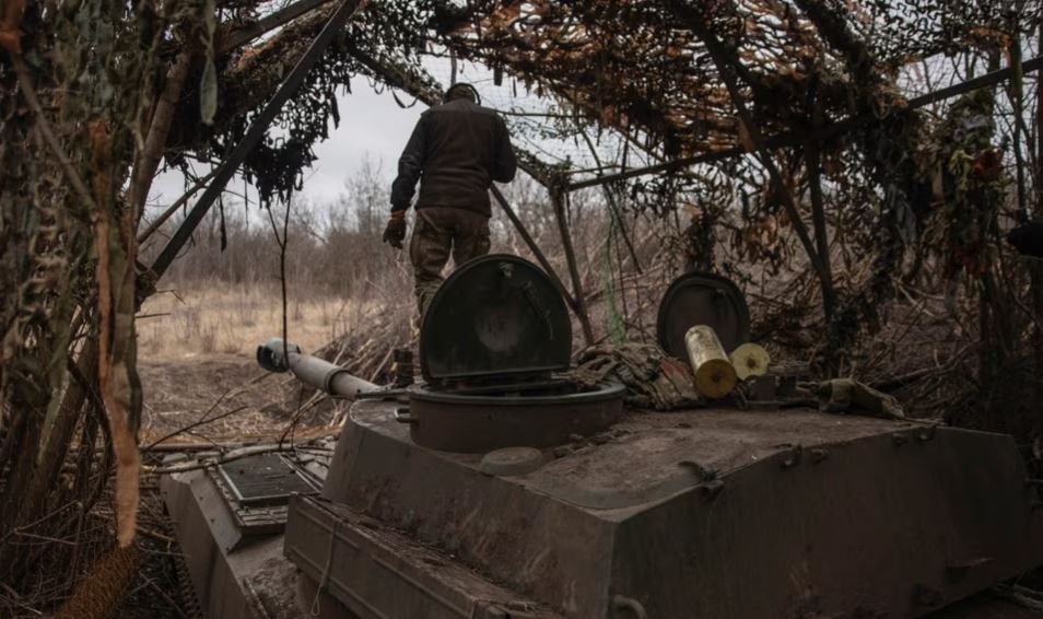 Rusia vijon sulmet në Ukrainë, bombardon gjatë natës disa rajone