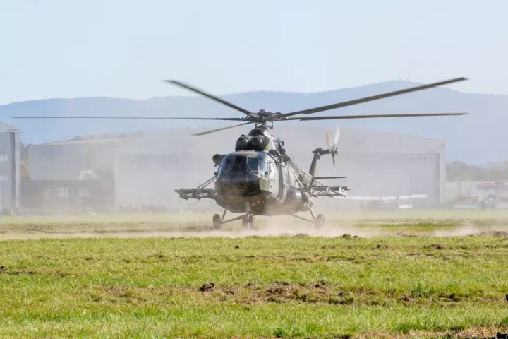 Rrëzohet helikopteri ushtarak në Algjeri, tre të vdekur