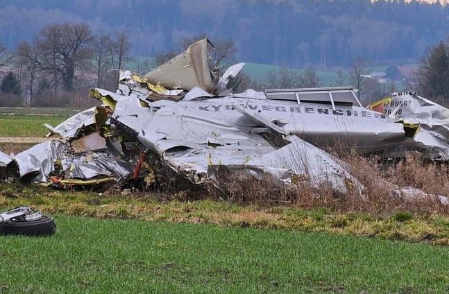 Rrëzohet avioni në Zvicër/ Humb jetën piloti, shpëtojnë 11 pasagjerët