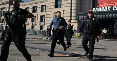 Shkon në 21 numri i të plagosurve nga të shtënat në paradën e Super Bowl, mes tyre 9 fëmijë