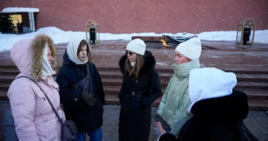 Gratë e ushtarëve rusë protestojnë në Moskë