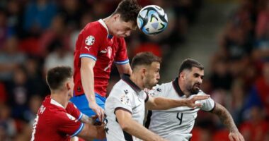 Soucek e Cerny i druhen &ldquo;Legjionar&euml;ve&rdquo;: Ndaj Shqip&euml;ris&euml; na presin p&euml;rballje &ldquo;t&euml; pak&euml;ndshme&rdquo;