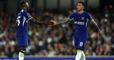 U transferua me shumë bujë në “Stamford Bridge”, “ylli” i mesfushës kërkon largimin nga Chelsea