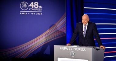 “Racizmi është krim, duhet ta zhdukim”, Presidenti i FIFA-s bën apelin nga Kongresi i 48-të i UEFA-s