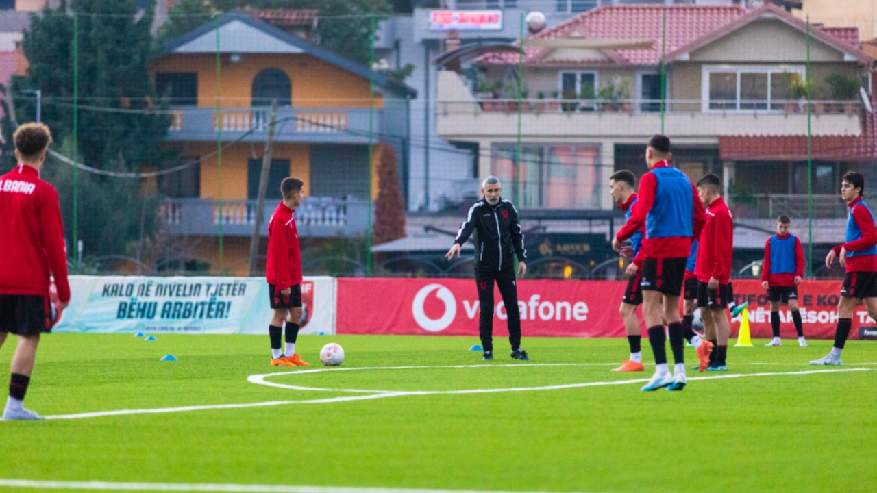 Kombëtarja U-17/ Nis seleksioni tre ditor me lojtarët që aktivizohen në kampionatin shqiptar