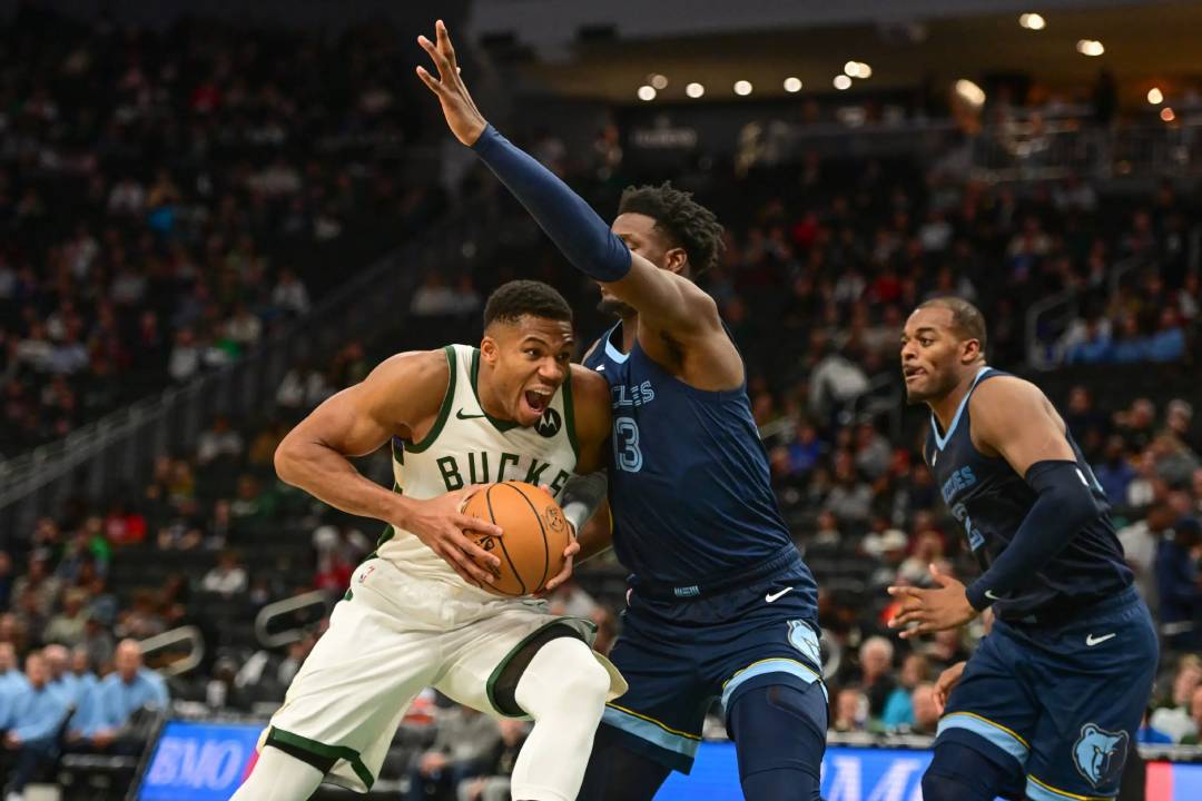 NBA/ Minnesota dhe Golden State nuk gabojnë, Milwaukee e bën “baltë”