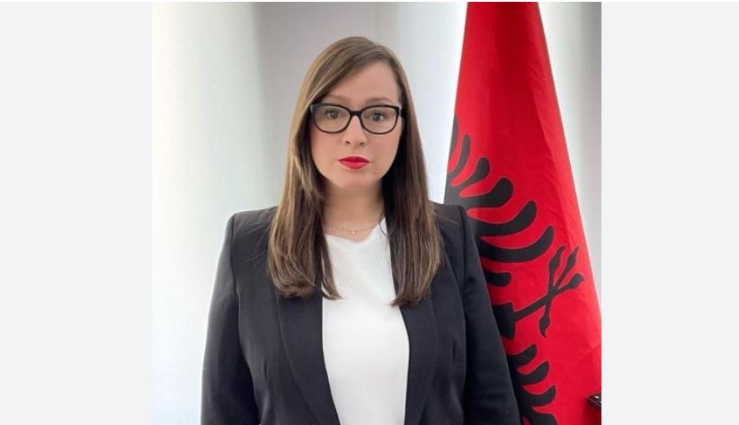 Lirohet nga detyra zëvendës ministrja e Arsimit dhe Sportit, Albana Tole