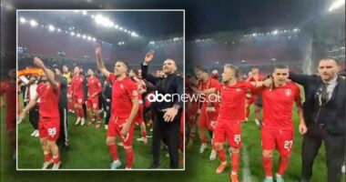 VIDEO/ “Demat” kërcejnë pas derbit, Partizani nis festën me tifozët pas triumfit ndaj “Bardhebluve”