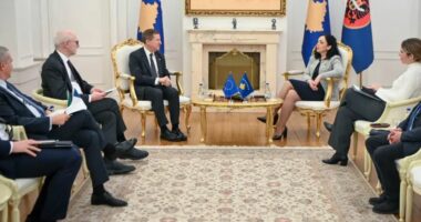 DW: Çështja e dinarit serb do të diskutohet në Bruksel javën e ardhshme