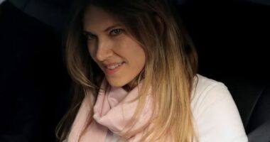 Tjetër skandal për Eva Kailin/ Parlamenti i BE-së i heq imunitetin eurodeputetes greke, rrezikon deri në 15 vite burg